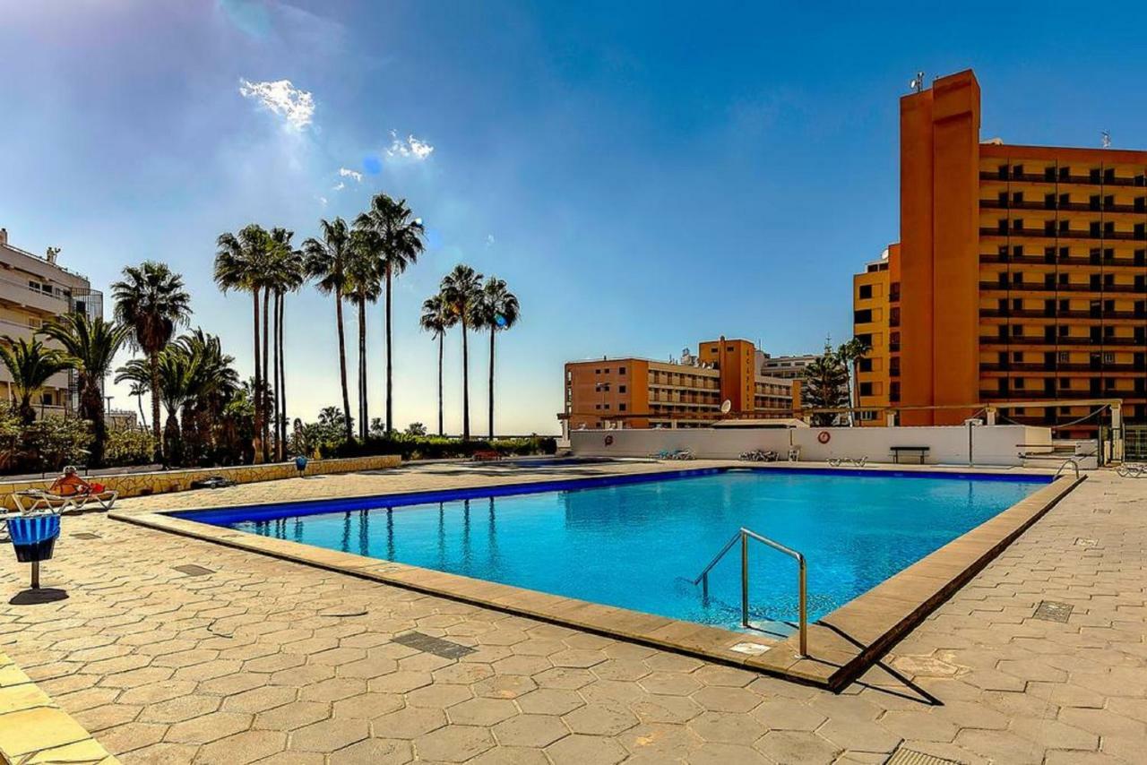 شقة Beach And Pool In Playa De Las Americas المظهر الخارجي الصورة